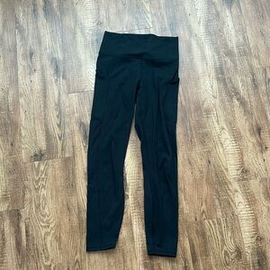 Fabletics 7/8 leggings with pockets